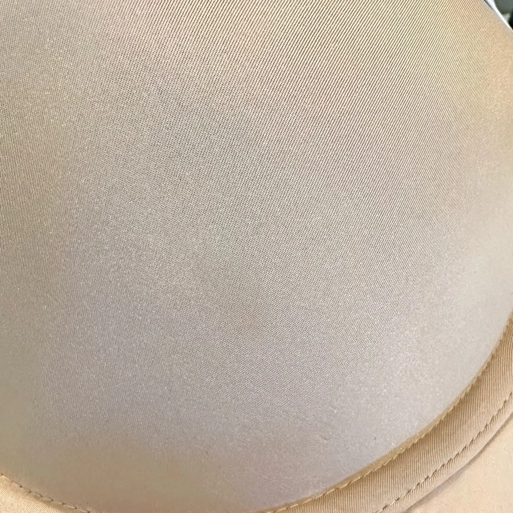 NWT Panache Seamless Porcelain Elan Strapless Bra in Nude - Size: 32G